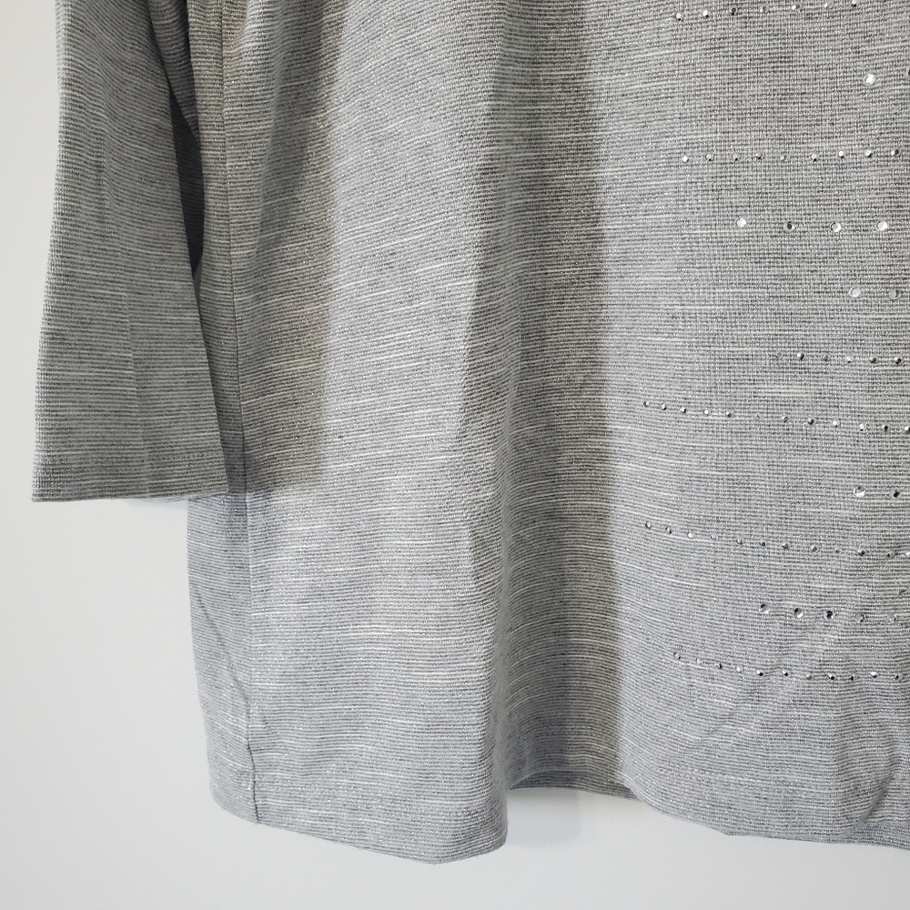 ZENERGY Chicos Gray Sparkle Rhinestone Metallic Top Blouse Womens 2 Large FLAW - Picture 3 of 15